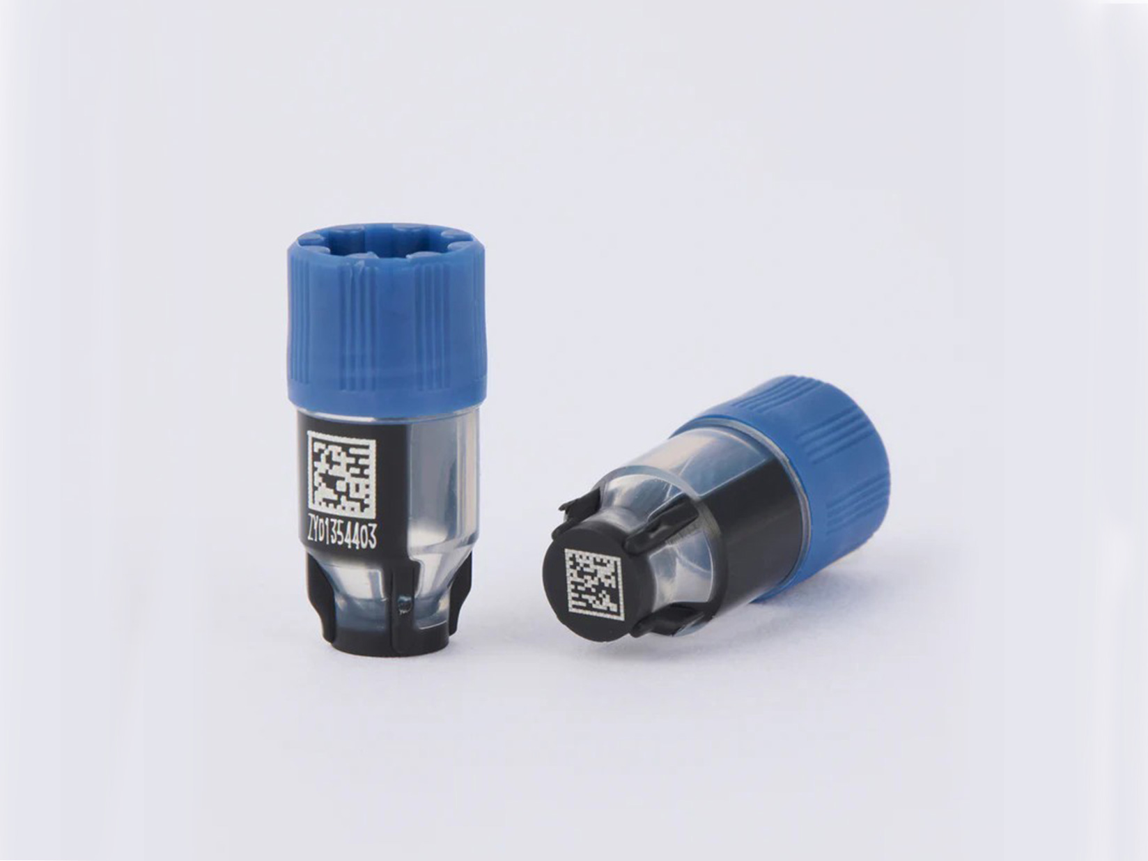 二次元バーコード付サンプルチューブ 0.3mL