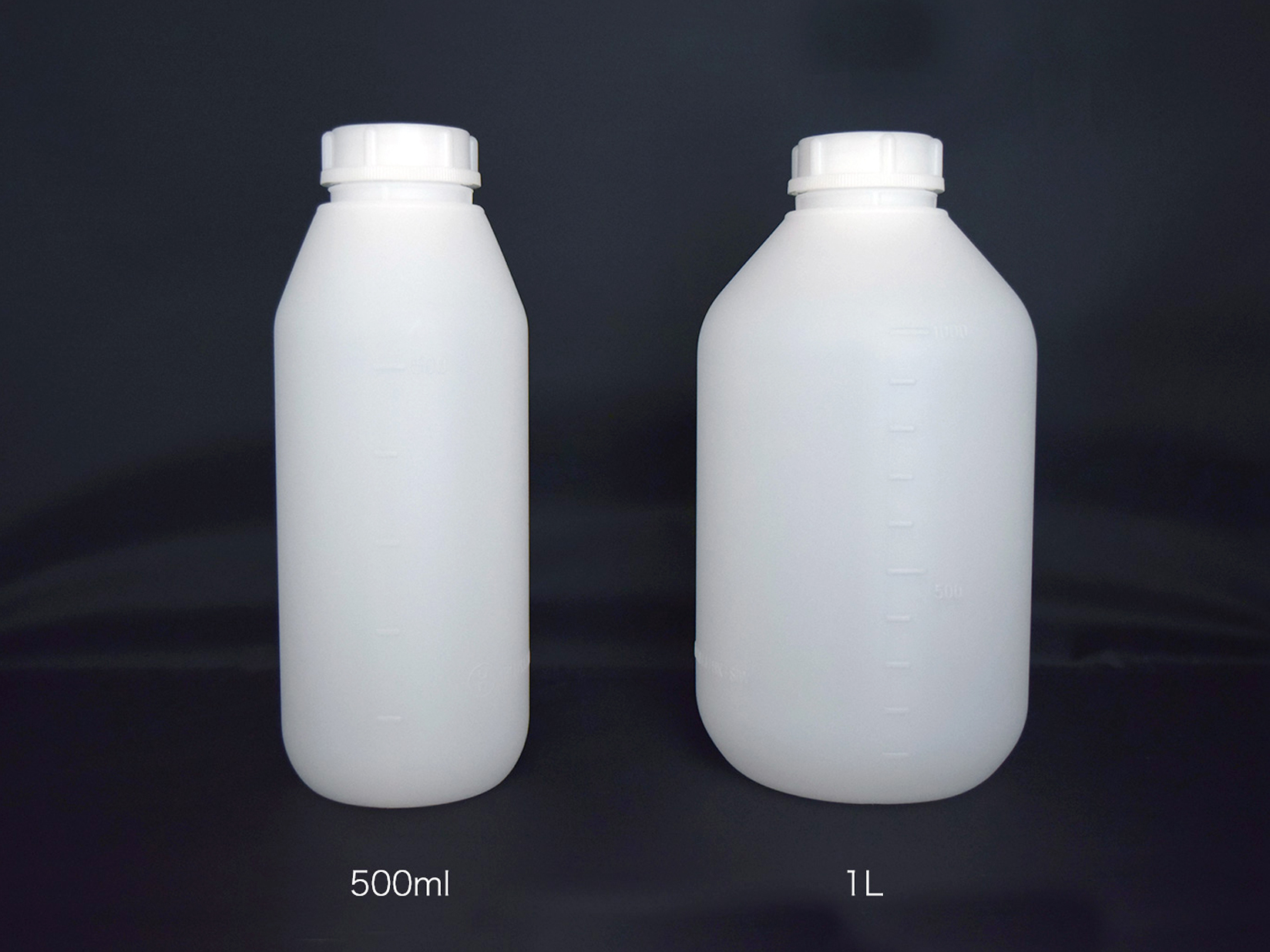 Peクリーンボトル丸型 Un規格 プラスチック製 理化学機器および用品メーカー サンプラテックのweb販売サイト Pla Com プラコム